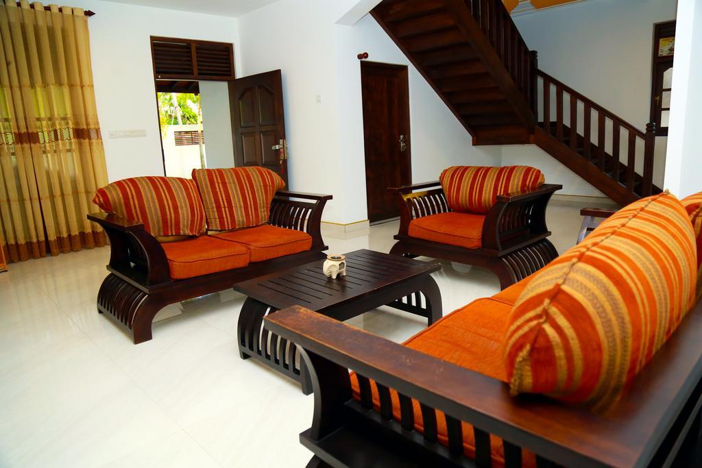 4 S Villa Тангалле Екстер'єр фото